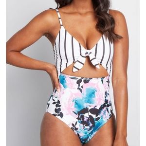 Modcloth Plus size swimsuit